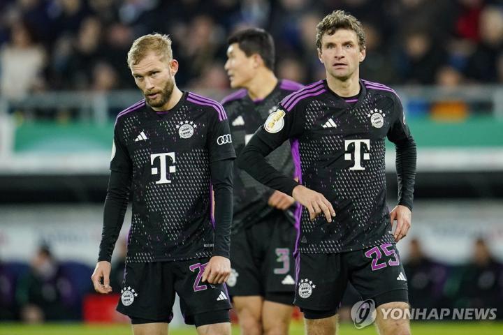 德国杯转会期再迎强敌;波士顿凯尔特人复出首秀;主帅态度:更衣室稳定;身体对抗强度拉满的简单介绍 德国杯转会期再迎强敌;波士顿凯尔特人复出首秀;主帅态度:更衣室稳定;身体对抗强度拉满的简单介绍