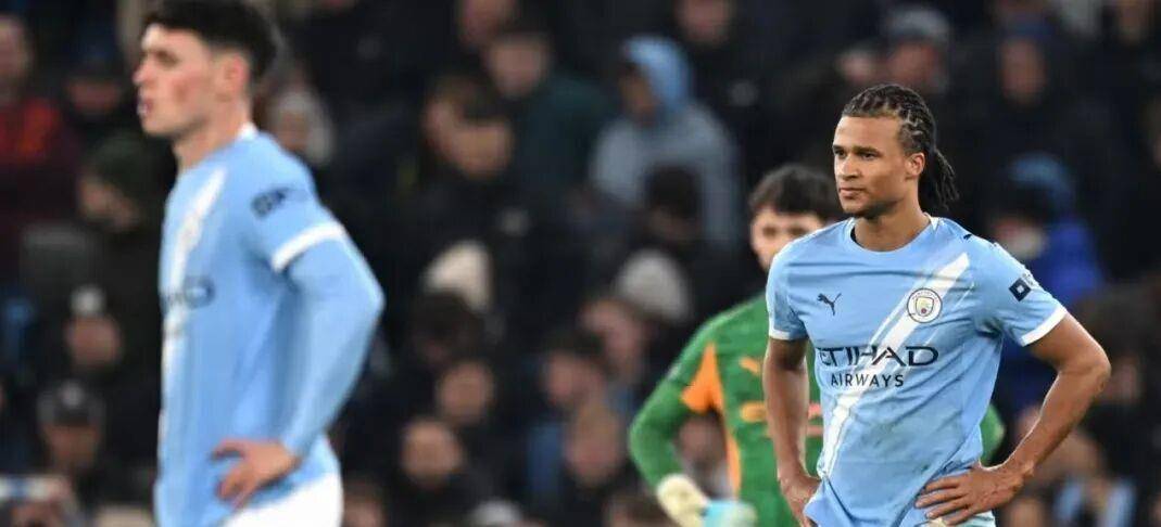 曼城训练开放日，转会期队长鼓劲引欢呼，CBA季后赛在即，阵容厚度经受考验的简单介绍