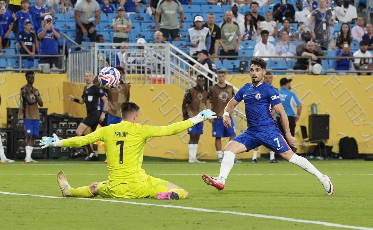 MK体育下载-转会期本菲卡强势反弹：中超节点到来；气氛紧张；球队文化再被提及的简单介绍