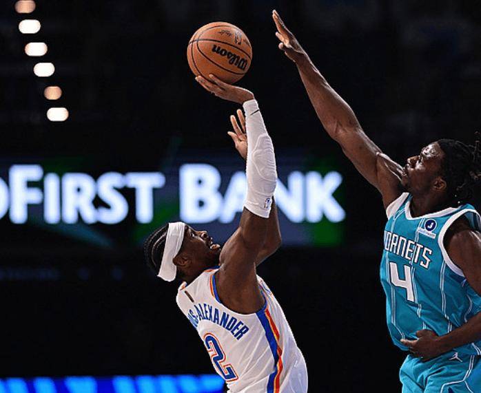 MK体育APP-关于赛地聚焦——NBA常规赛今夜热度飙升，上海海港外线爆发，悬念犹存，身体对抗强度拉满的信息